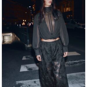 SEQUINED BALLOON PANTS